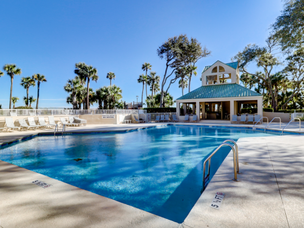 Luxurious Oceanfront Condo in Hilton Head Island - Perfect Getaway